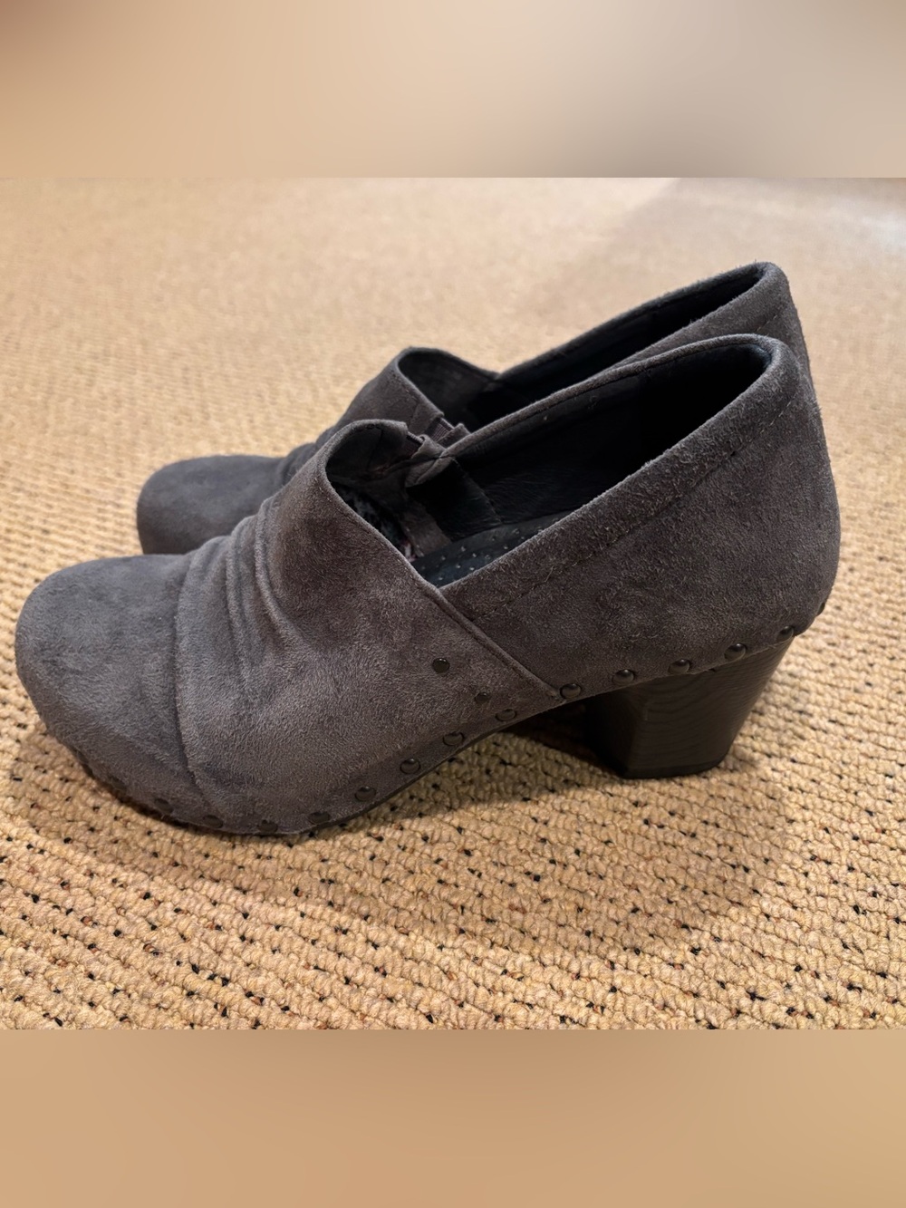 Dansko Suede Low Block Heel Studded Slip-On in Charcoal Gray size 38